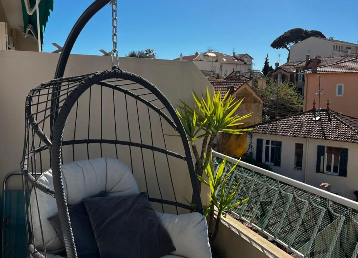T2 Proche Centre Et Palais Avec Terrasse ! Apartment Cannes